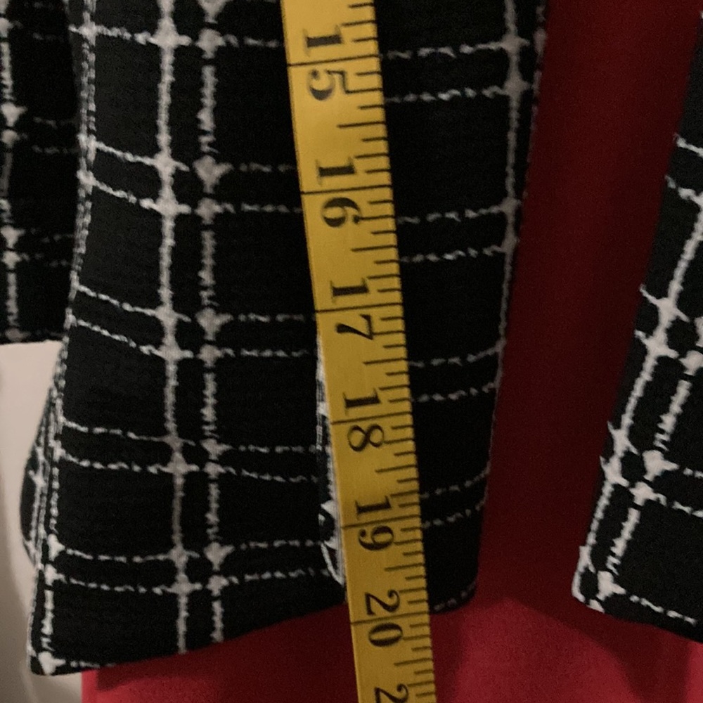 Kate & Rosy lined Blazer. Petite Small. Color Black, white squares 3/4 sleeves - Picture 11 of 11